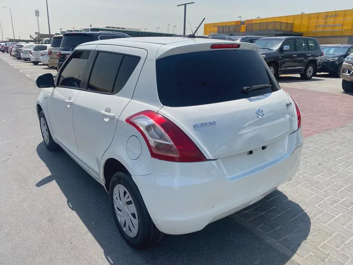 suzuki swift 2016 white color GCC calen car-8-8