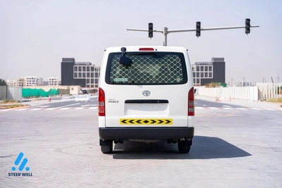Toyota Hiace GL 2022 - GCC Specs - Excellent Condition-6