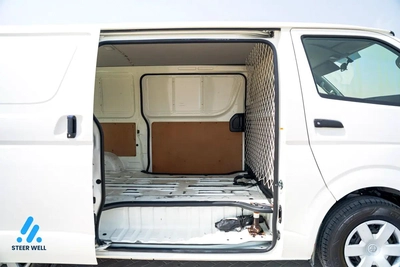 Toyota Hiace GL 2022 - GCC Specs - Excellent Condition-8