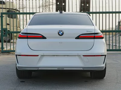 (INCLUDING 5% VAT) 2025 BMW 740i HYBRID PURE EXCELLENCE 3.0L BRAND NEW 0KM-4