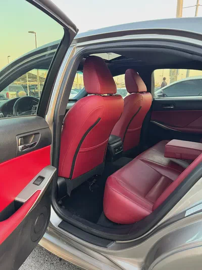 لكزس IS250 V6 2.5L موديل 2015 وارد إف إسبورت فل اوبشن-15