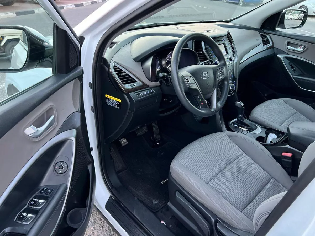 Hyundai Santa Fe SPORT 2018 Hyundai Santa Fe 2.4L V4 - Apple Play & Android - Rear Camera - 2 keys-9-0