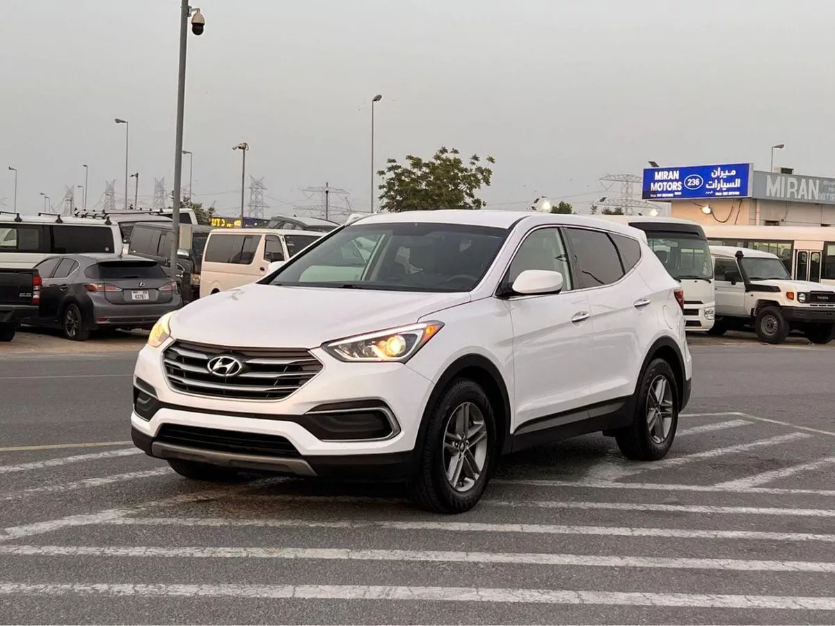 Hyundai Santa Fe SPORT 2018 Hyundai Santa Fe 2.4L V4 - Apple Play & Android - Rear Camera - 2 keys-2-0
