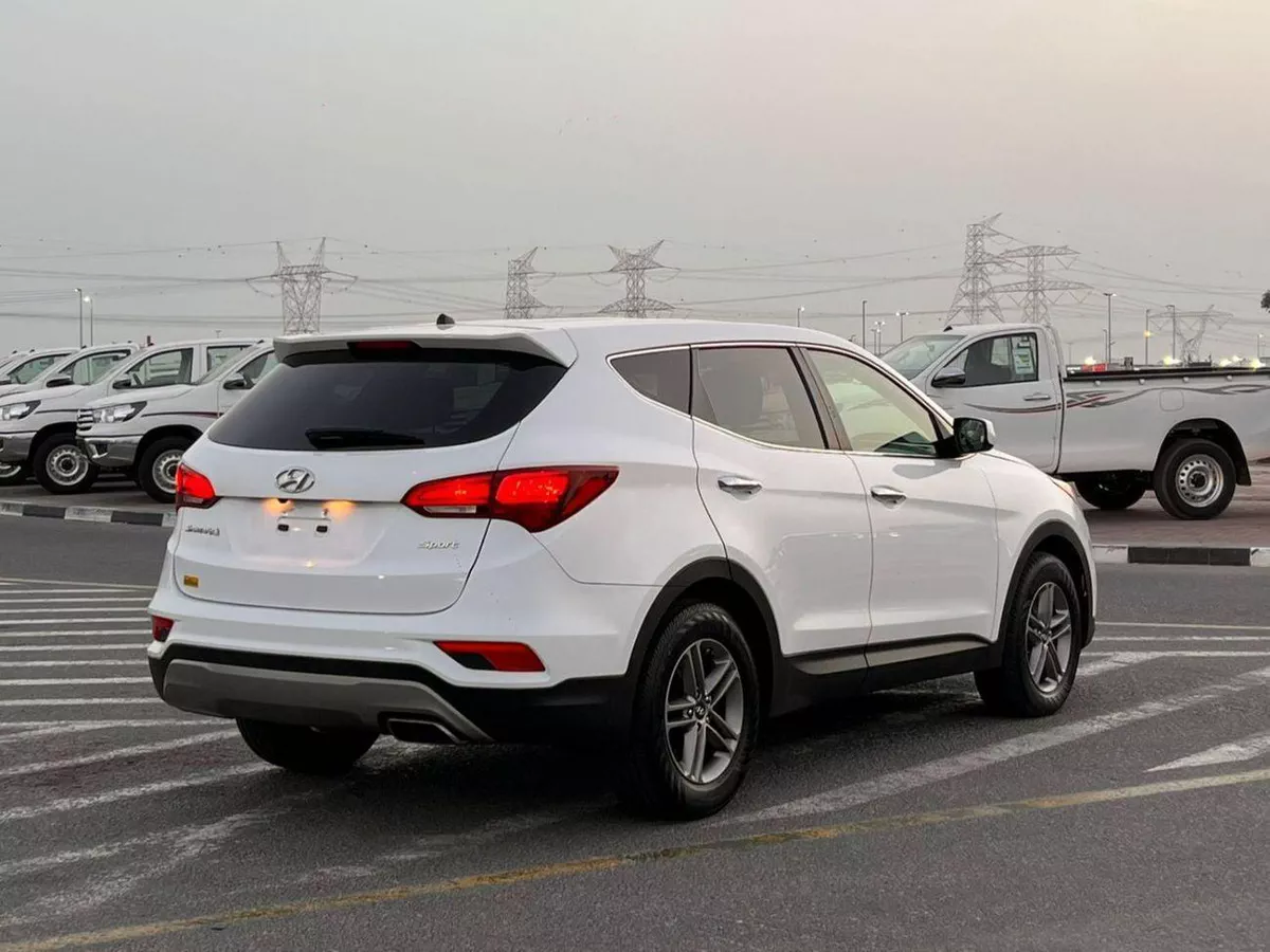 Hyundai Santa Fe SPORT 2018 Hyundai Santa Fe 2.4L V4 - Apple Play & Android - Rear Camera - 2 keys-7-0