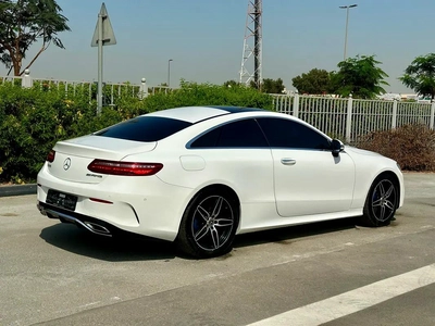 Mercedes Benz E200 Coupe 2020-4
