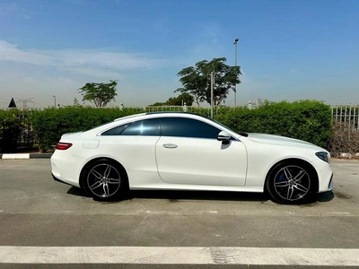 Mercedes Benz E200 Coupe 2020-5