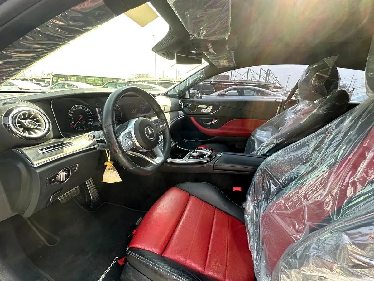 Mercedes Benz E200 Coupe 2020-3-3