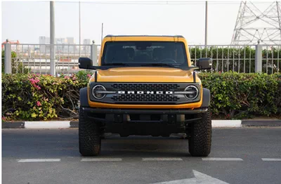 2021 Ford Bronco – 4WD SUV in Yellow-2