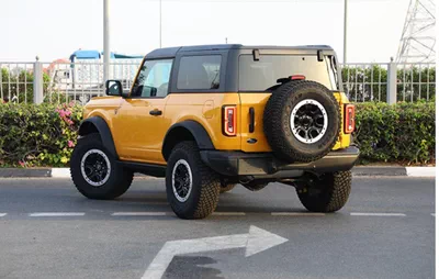 2021 Ford Bronco – 4WD SUV in Yellow-5