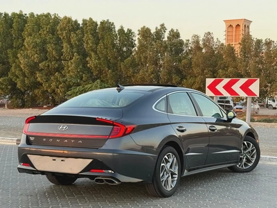 Hyundai Sonata American spec full option excellent condition-4