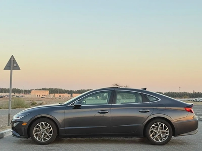 Hyundai Sonata American spec full option excellent condition-7
