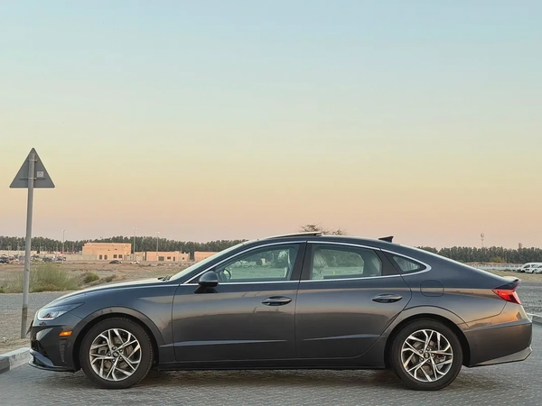Hyundai Sonata American spec full option excellent condition