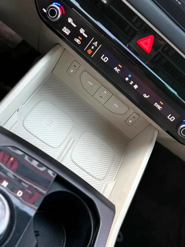 Kia K8 Prestige 2025 - Korean Specs
