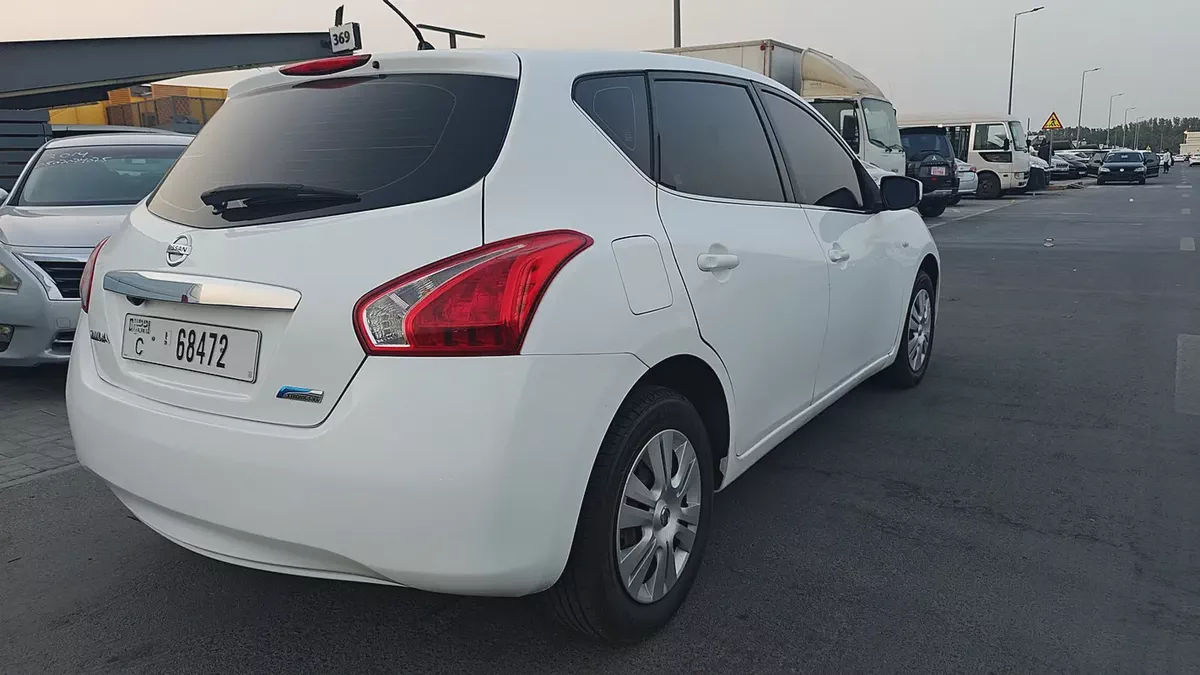 Nissan Tiida GCC | Model 2015 | Excellent Condition | Ready to Drive Well-maintained 2015 Nissan Tii-6-6