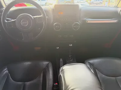 Jeep Wrangler Sahara 2017 - GCC Specs -Well Maintained-12