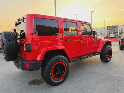 Jeep Wrangler Sahara 2017 - GCC Specs -Well Maintained-5