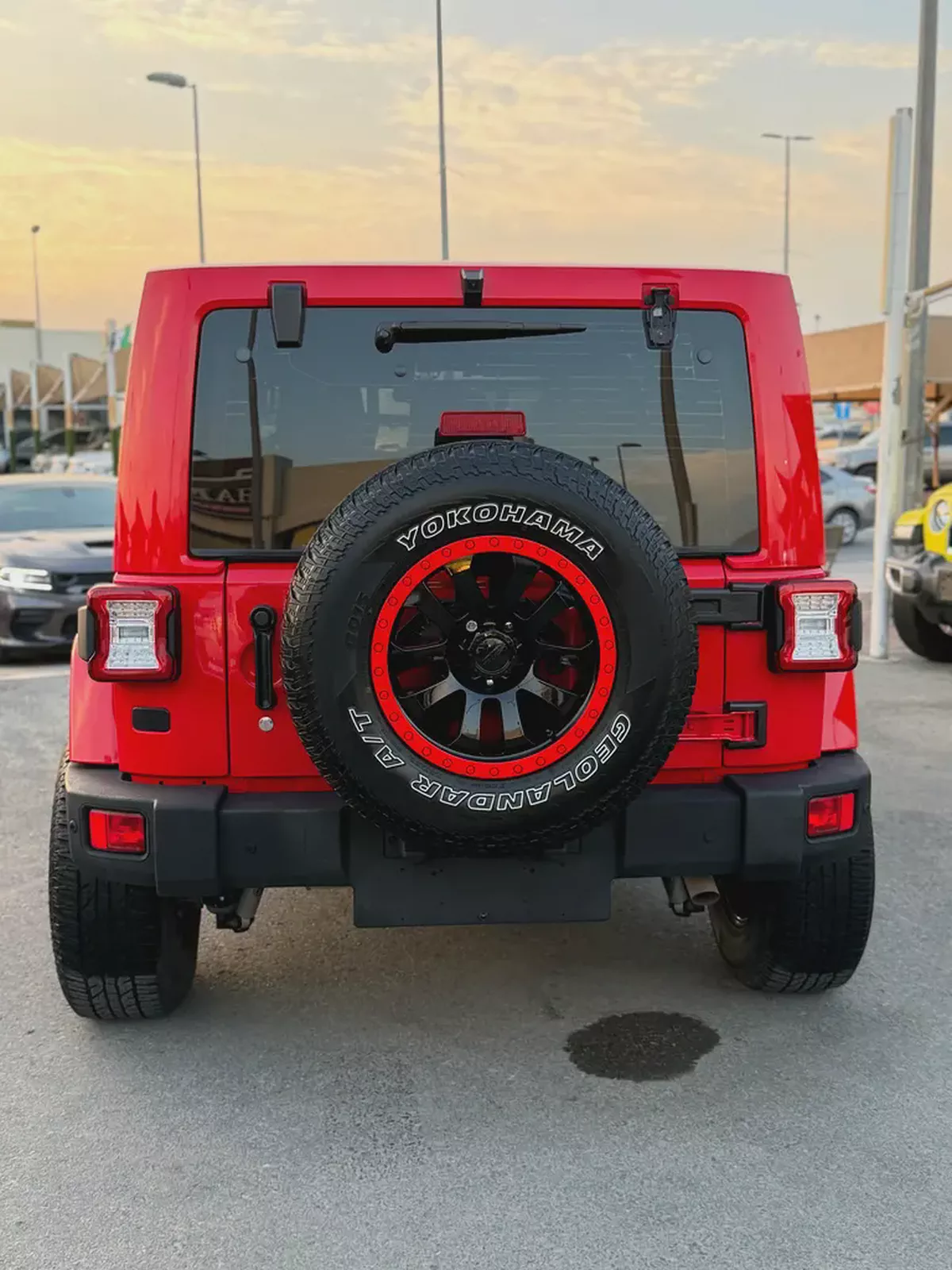Jeep Wrangler Sahara 2017 - GCC Specs -Well Maintained-8-8
