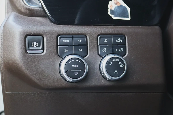 2024 GMC Sierra SLE - GCC Specs - Brand New
