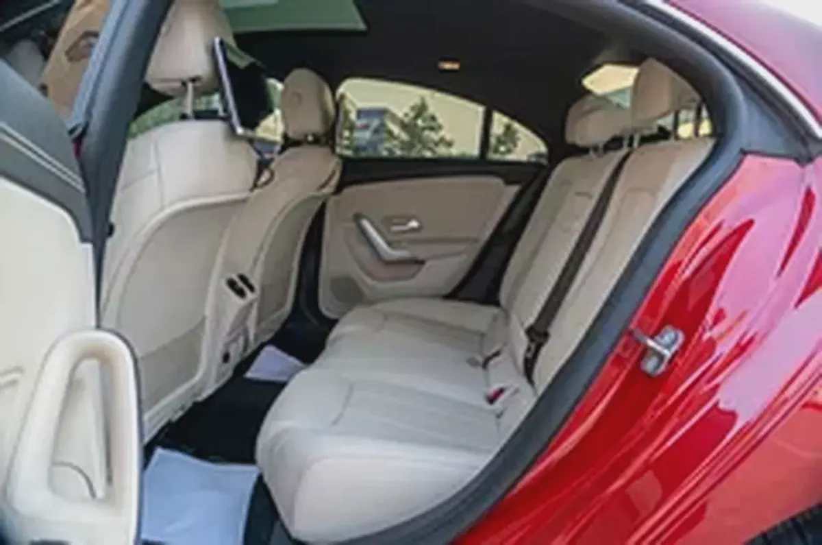 Mercedes Benz Cla250 - 2023-16-16