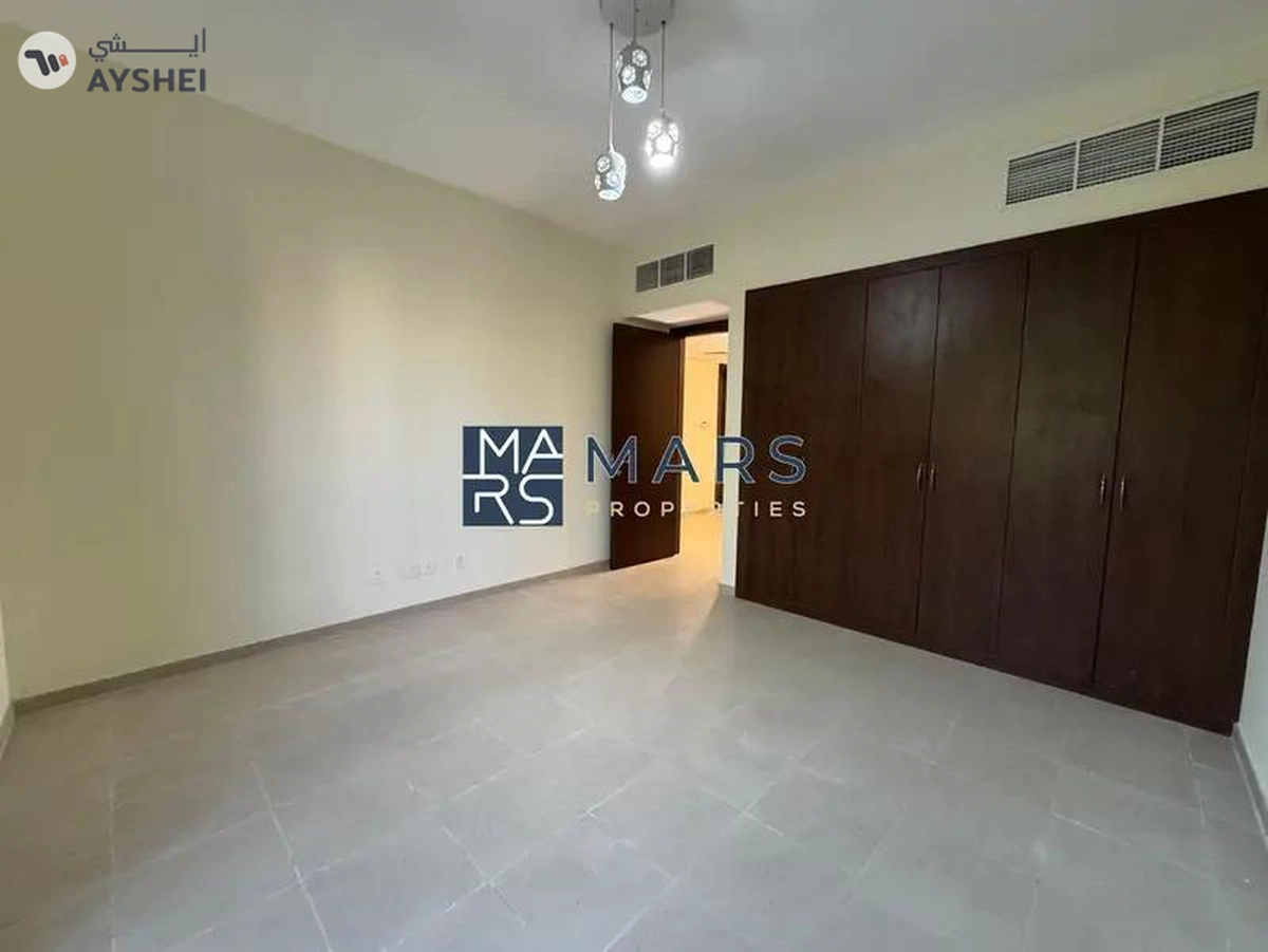 Corner unit l Bigger Size l 4BHK Villa For Rent In Zahia-10-10