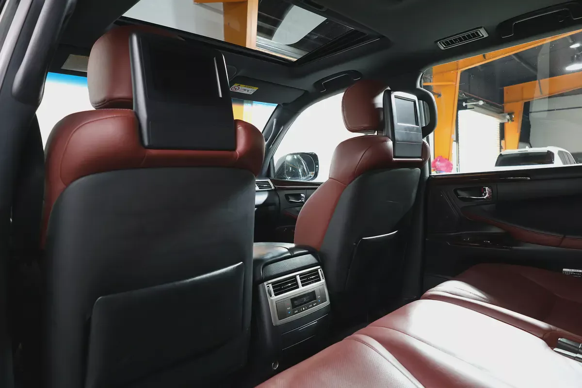 Lexus LX 570 Signature 2015 | GCC Specs | Pristine Condition-16-16