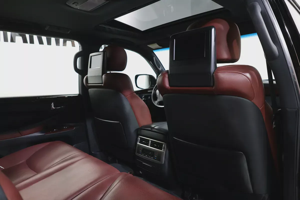 Lexus LX 570 Signature 2015 | GCC Specs | Pristine Condition-17-17