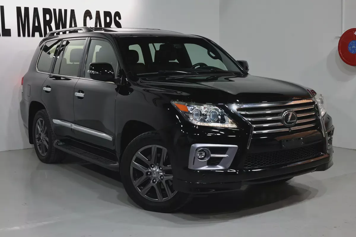 Lexus LX 570 Signature 2015 | GCC Specs | Pristine Condition-1-1
