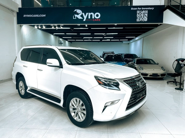 AED 2,200 // 20% DP // 2021 Lexus GX 460 Premier