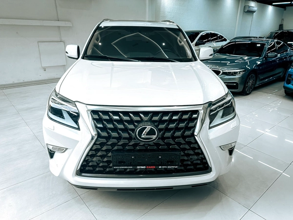 AED 2,200 // 20% DP // 2021 Lexus GX 460 Premier