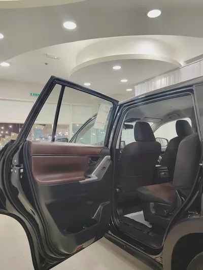 2025 Toyota Innova HyCross GCC Specs - Brand New Condition-9