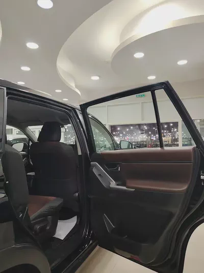2025 Toyota Innova HyCross GCC Specs - Brand New Condition-14