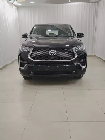 2025 Toyota Innova HyCross GCC Specs - Brand New Condition-1