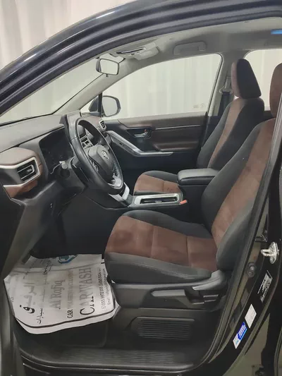 2025 Toyota Innova HyCross GCC Specs - Brand New Condition-7