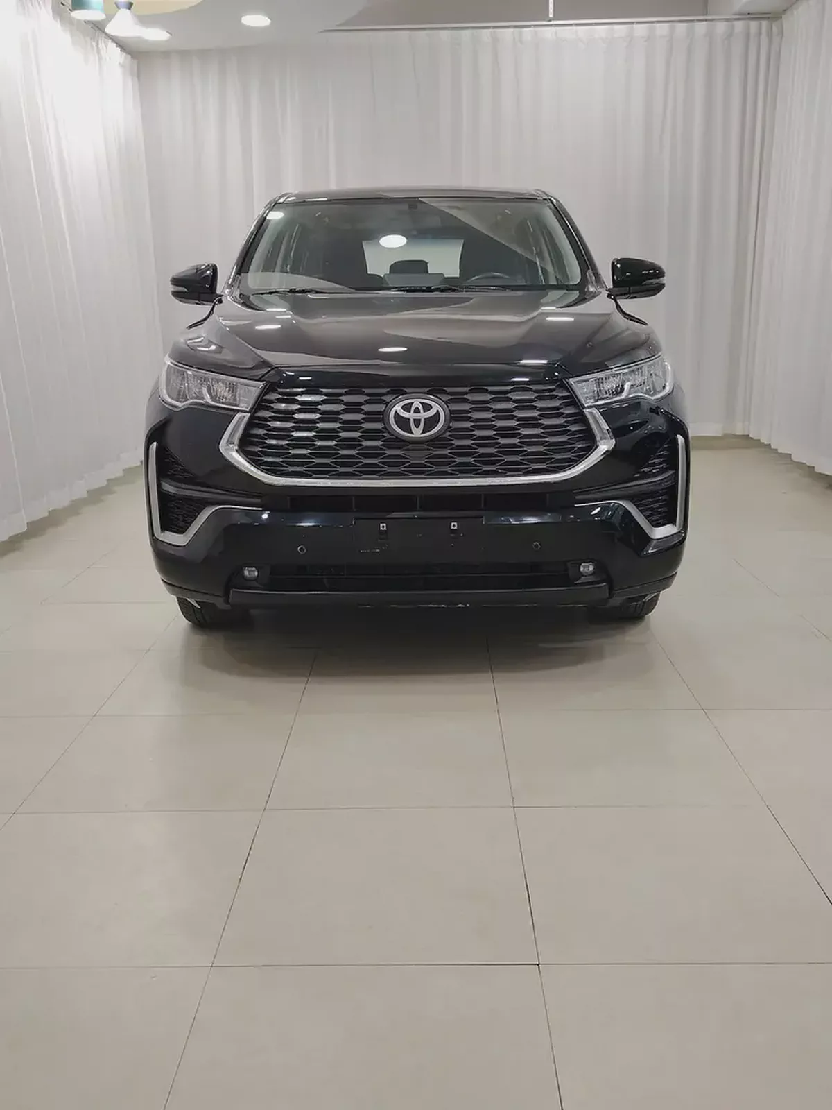 2025 Toyota Innova HyCross GCC Specs - Brand New Condition-1-1