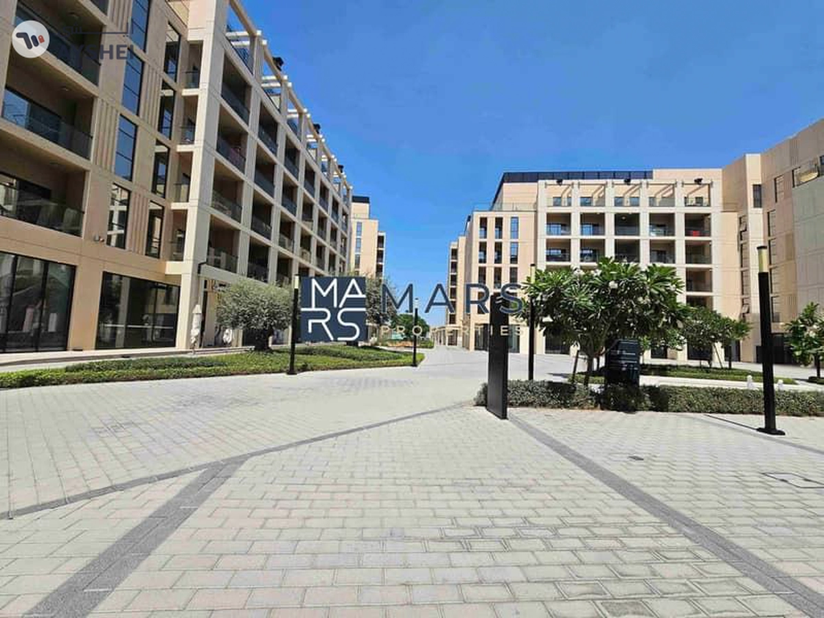 Prime location | Ready To Move In | High ROI