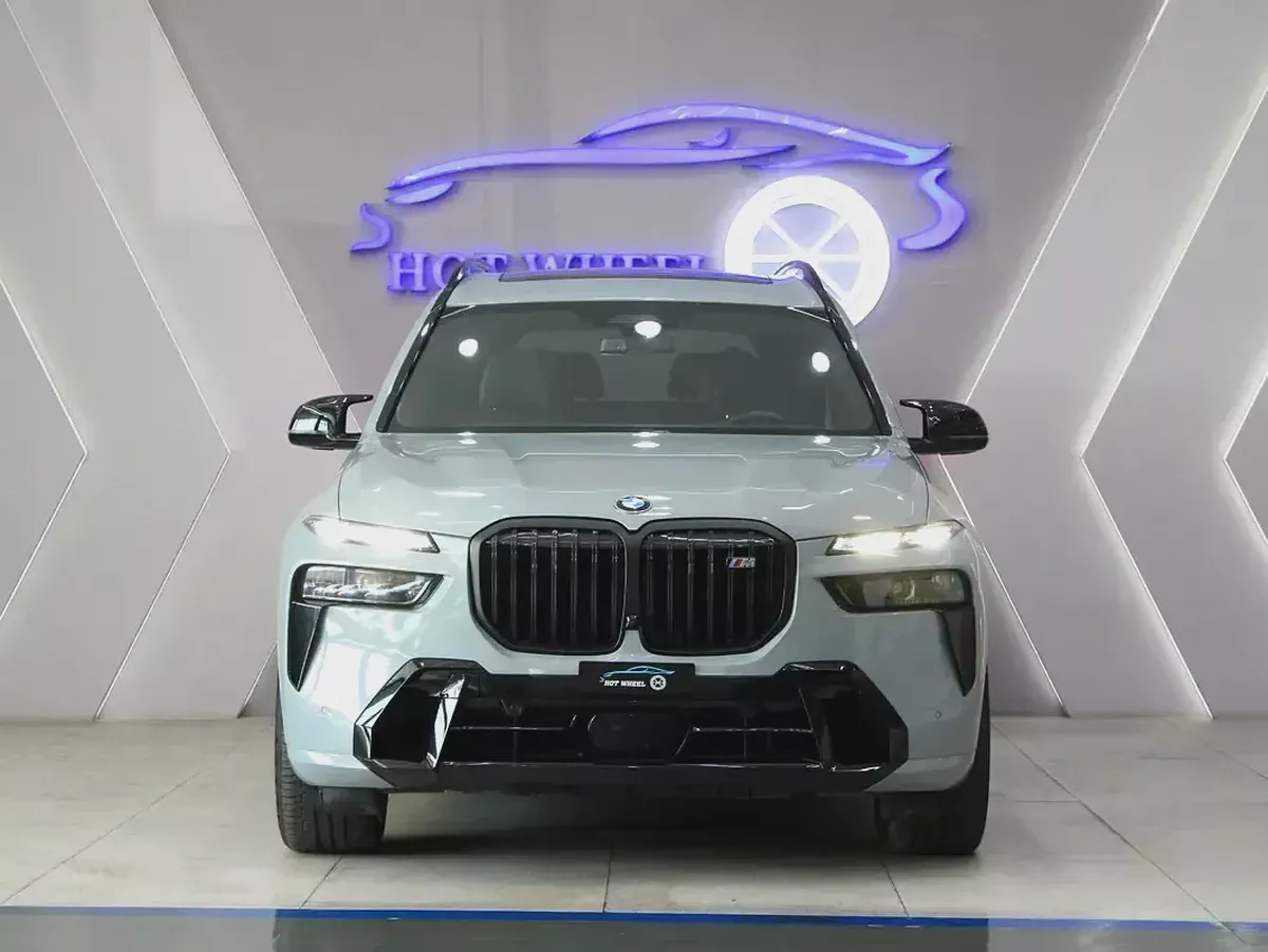2024 - BMW X7 M60i - V8 | 7 seater with warranty-1-1