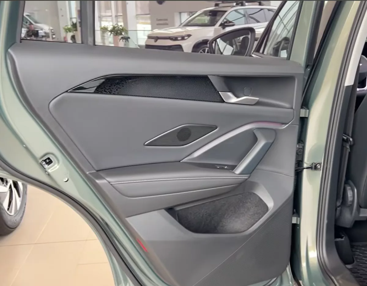 2026 Volkswagen Tiguan-2-2