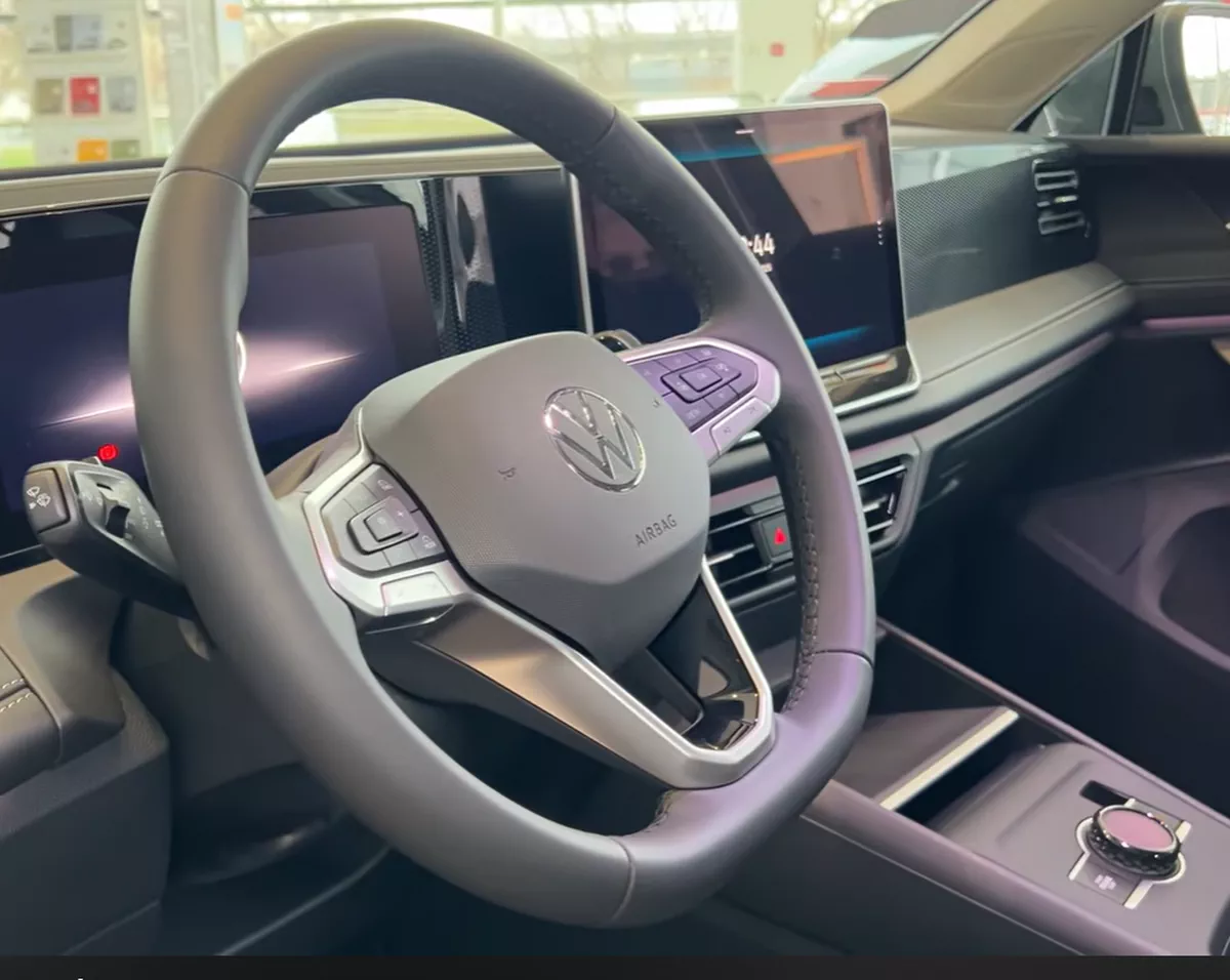 2026 Volkswagen Tiguan-9-9