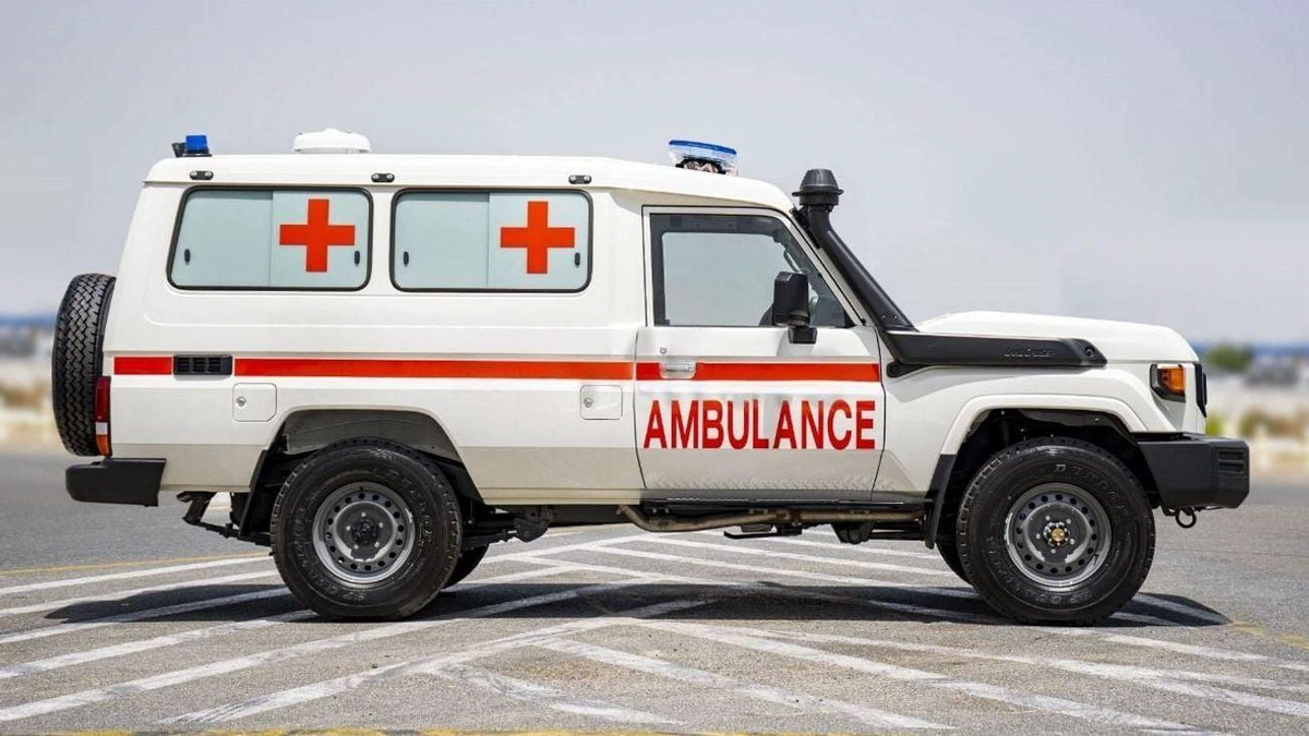 Toyota Land Cruiser 70 LC 78 HARDTOP 4.0L MT TOYOTA LAND CRUISER LC78 4.2L AMBULANCE-3-0