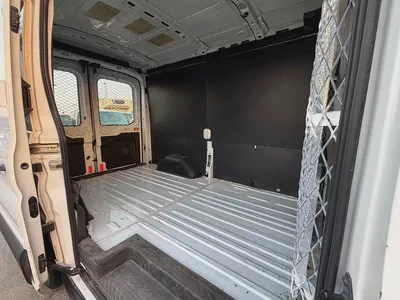 Ford Transit 2018 White-10
