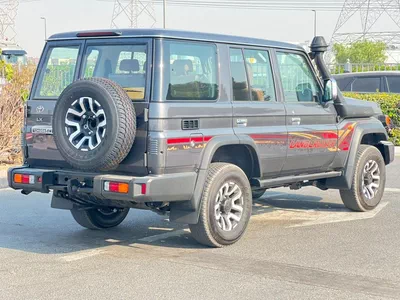 Toyota Land Cruiser Pickup 70-12