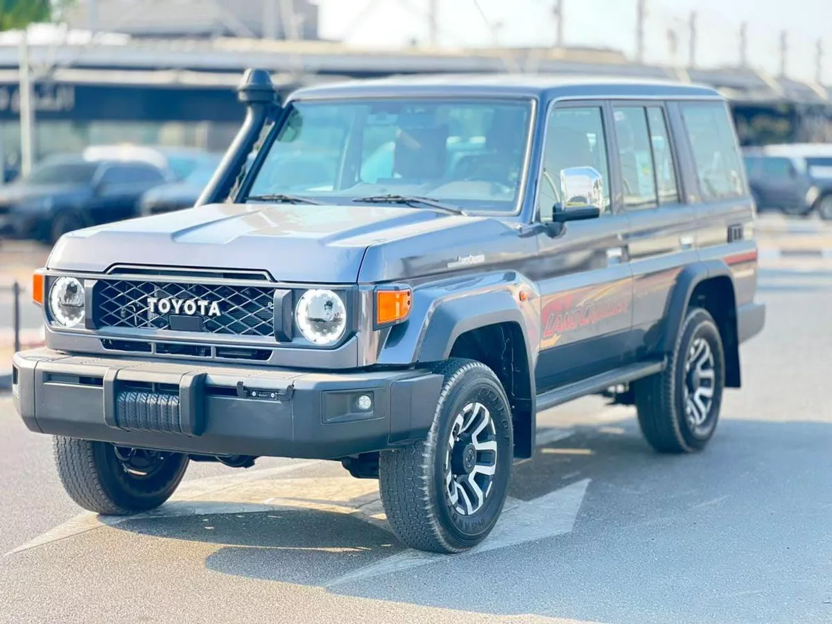 Toyota Land Cruiser Pickup 70