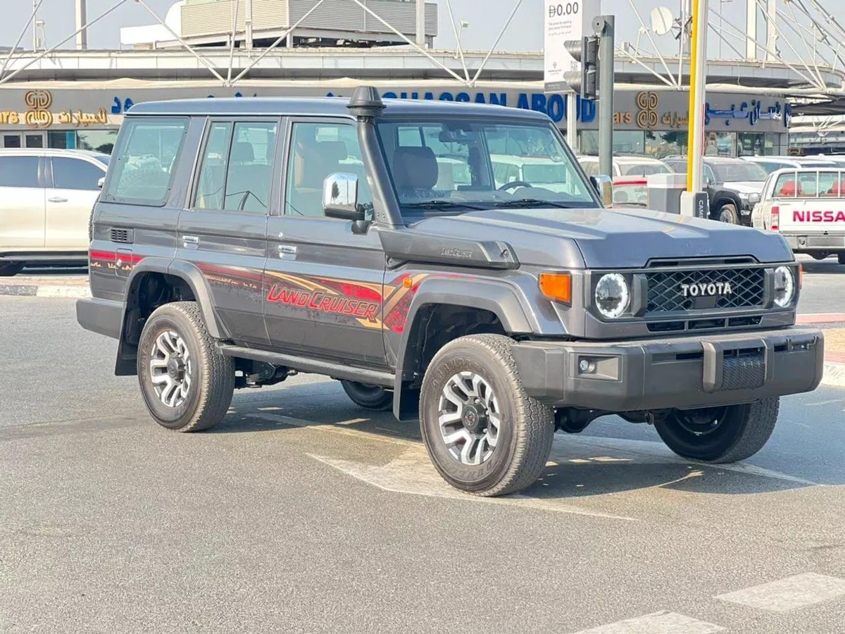 Toyota Land Cruiser Pickup 70-1-0