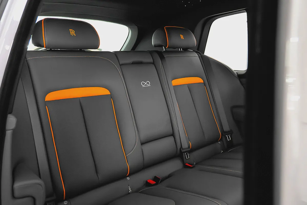 24,610 AED / month | 60 months | 0% DP | 2022 Rolls Royce Cullinan Black Badge