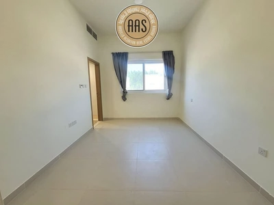 PRIME LOCATION BEAUTIFUL 3BED+MAID VILLA AVAILABLE IN AMARANTA 2-10
