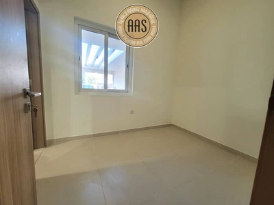 PRIME LOCATION BEAUTIFUL 3BED+MAID VILLA AVAILABLE IN AMARANTA 2-3