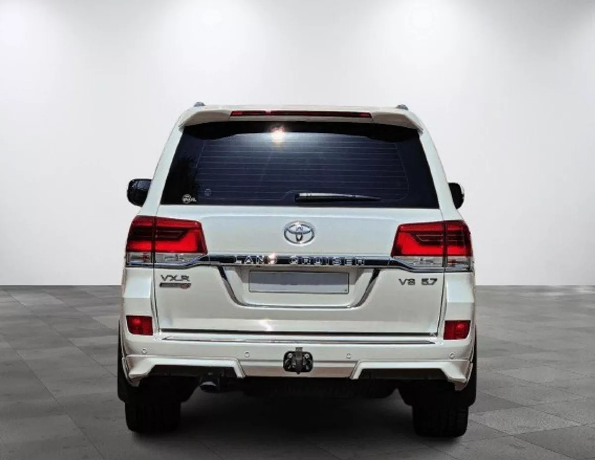 Toyota Land Cruiser VXR 5.7L 4WD VXR 5.7L-8CYL 4WD Grand Touring - Completely Agency Maintained - Low Mileage Al Futtaim-4-0