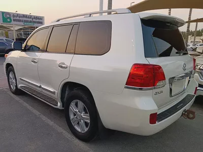 Toyota Land Cruiser GXR 2013 V8 top| GCC Specs | V8 Engine-2
