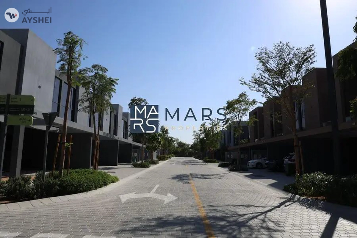 Exceptional Home – A Perfect Blend of Comfort & Style!