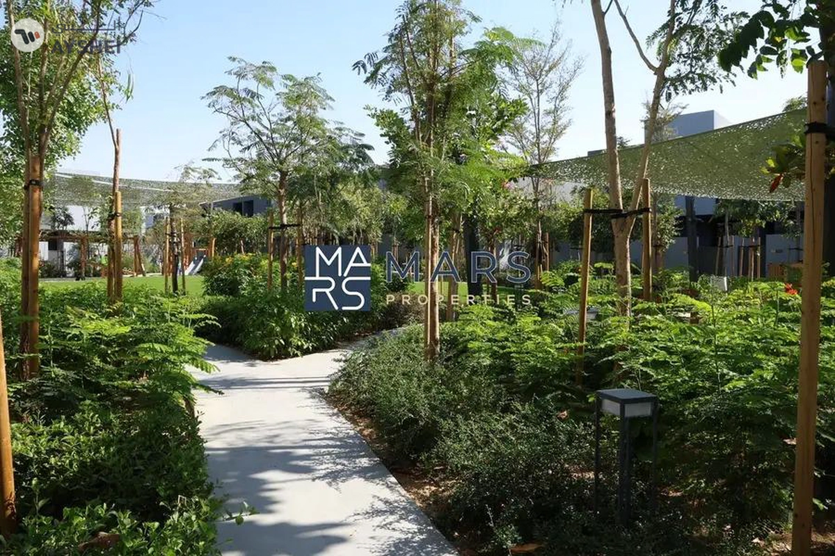 Exceptional Home – A Perfect Blend of Comfort & Style!
